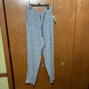 CATHY- NWT! Blue Patterned,Pull On Pants